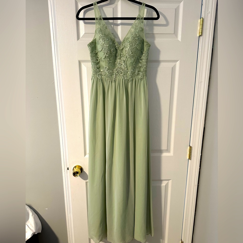 Women's Azazie 'Amy' Floor Length Gown; Dusty Sage- Size 4
